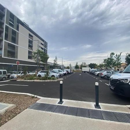 Appartement Spacieux Avec Grande Terrasse Marseille Bagian luar foto