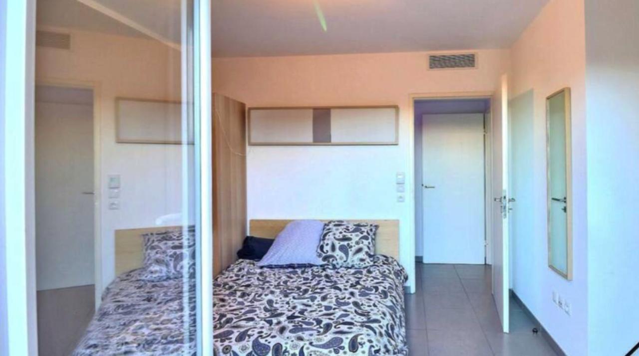 Appartement Spacieux Avec Grande Terrasse Marseille Bagian luar foto